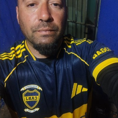 xGirlSET's tweet photo. @BosteroRiquelm4 @LajeAntonio con esa cara, voto cantado https://t.co/Q9tC5jfOYd