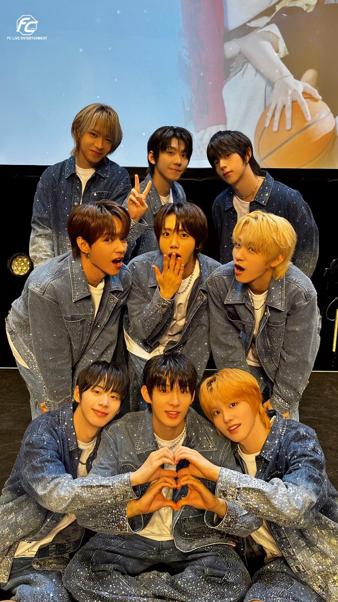 #AHOF 1st Mini Album『#WHOWEARE』RELEASE EVENT IN JAPAN 第2弾 

リリースイベント最終日が終了しました！
大阪・東京に会いに来てくださった皆さま、本当にありがとうございました✨️

#아홉 #アホプ
