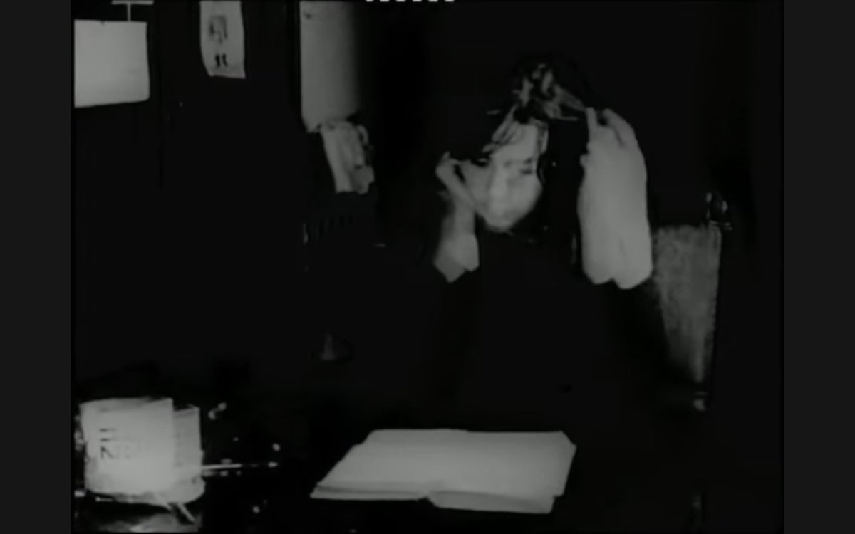 Dóra Maurer's LEARNED SPONTAENOUS MOVEMENTS (1973)