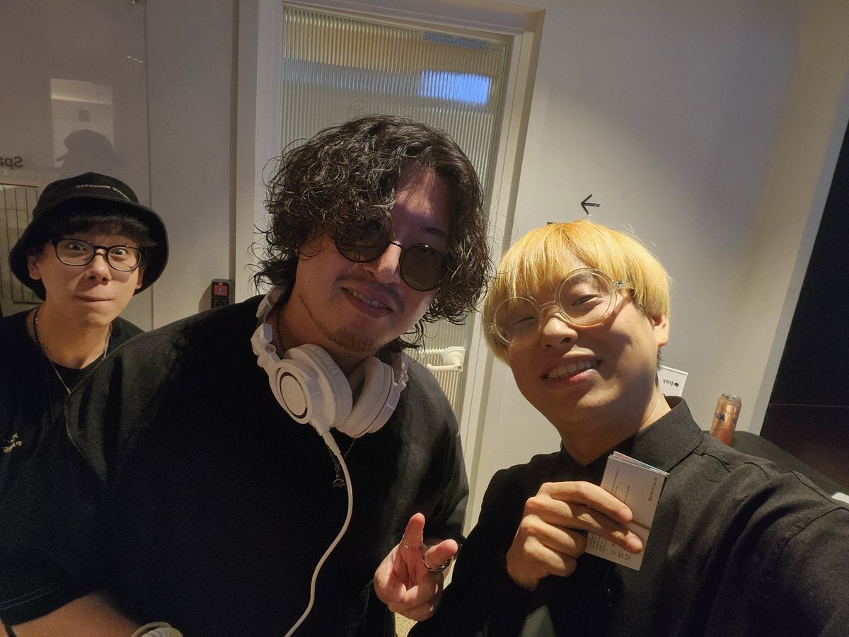 とても光栄です！！ありがとうございます！！
<a href="/ujicosnail/">Ujico*/Snail's House</a> <a href="/_Blacklolita_/">Blacklolita | KYMOGRAPH</a>