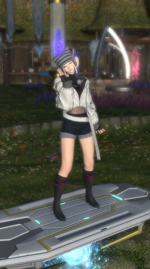 naa_u3's tweet image. コスモボードがお安く売ってたので衝動買い！乗ったままエモ出来るのいい！