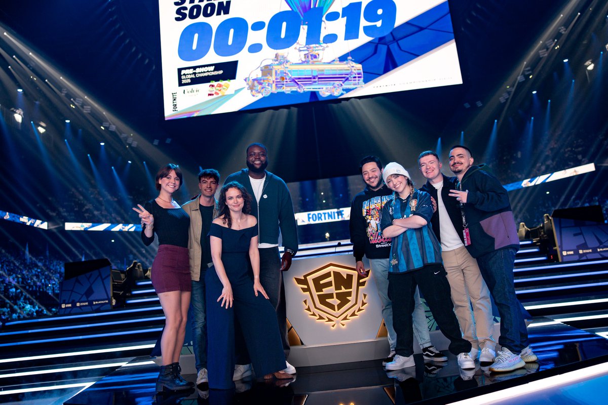Just a little appreciation for all the casters who consistently put in the effort to make every FNCS such an amazing experience for everyone.

Excited to see what day 2 brings us and who will take home the trophy! 🏆

#FNCS2025