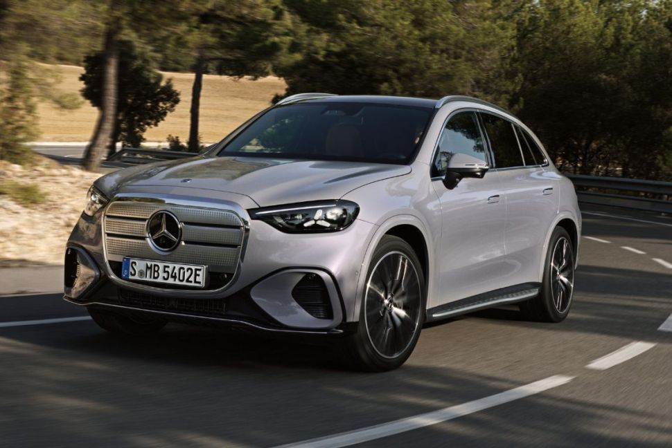 Nieuw artikel: Niet schrikken: eerste beeld Mercedes GLC is hier autoblog.nl/nieuws/niet-sc…