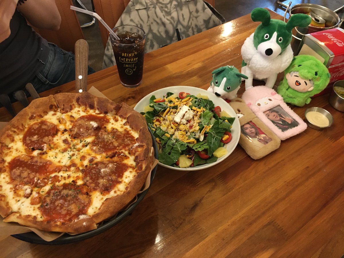 윤둥 리요 후지따와
그리고 브로콜리가나디와의 만남 기쁘다 •••♥︎