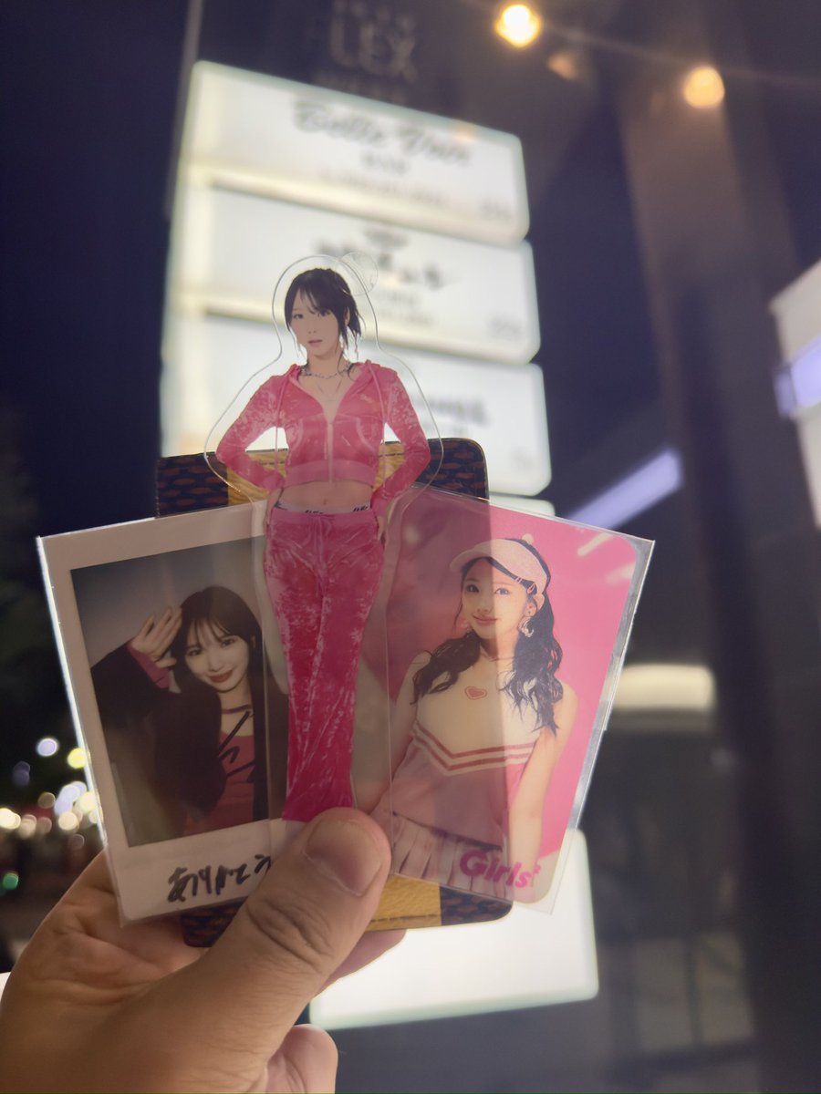 ChinamiRan2's tweet photo. 綺羅ちゃん🦋
名古屋リリパ💫1部、2部と楽しい時間をありがとう😊
福岡公演以来のPretty Boss✨最高に輝いていて素敵でした🫡

#山口綺羅
#Girls2 #Girls2_NewEra
#NewEraReleaseParty https://t.co/feSVcSSL8Q