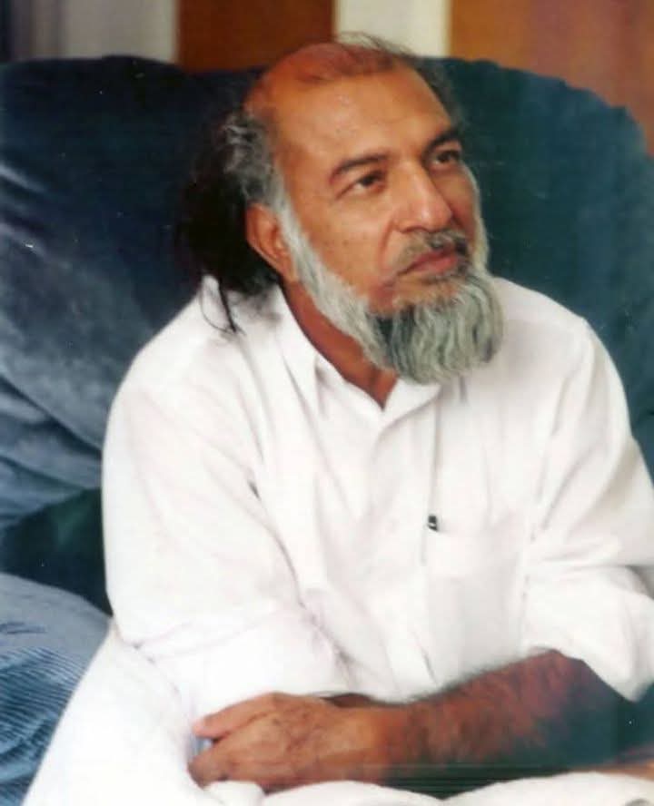 Bakhtawar407's tweet photo. Sarkar Riaz Ahmad Gohar Shahi Imam Mehdi | Messiah | KalKiAvtar
#YounusAlGohar #GoharShahi #ImamMehdiGoharShahi #LastSaviour #Messiah #LordRA https://t.co/bASw5nZokK