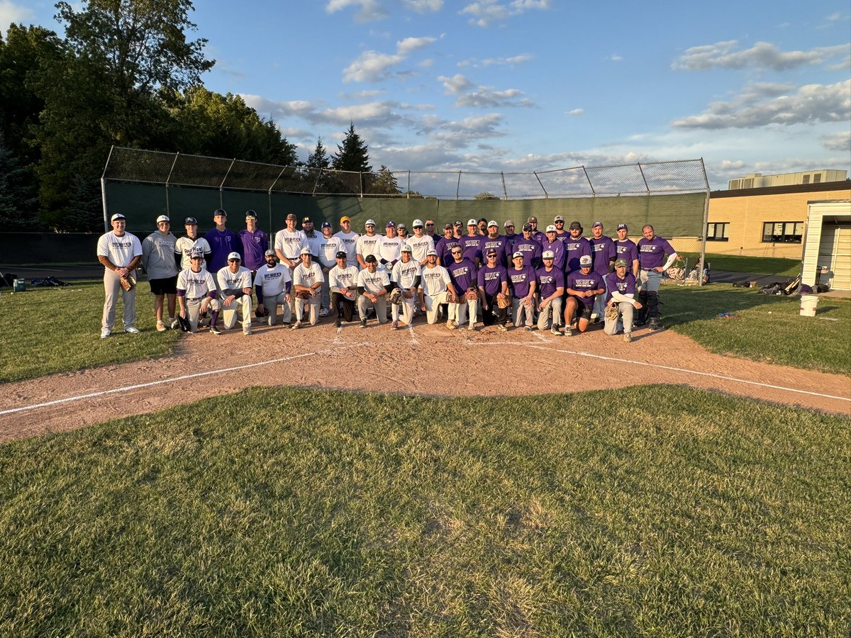 home_rh's tweet photo. Amazing Event Last Night 
hosted by R-H Head Baseball Coach Jim Heideman and 
JV Baseball Coach Tom Brigham 

2025 Alumni Game 
Ram Pride - Horns Up! https://t.co/CApmwxwU9S