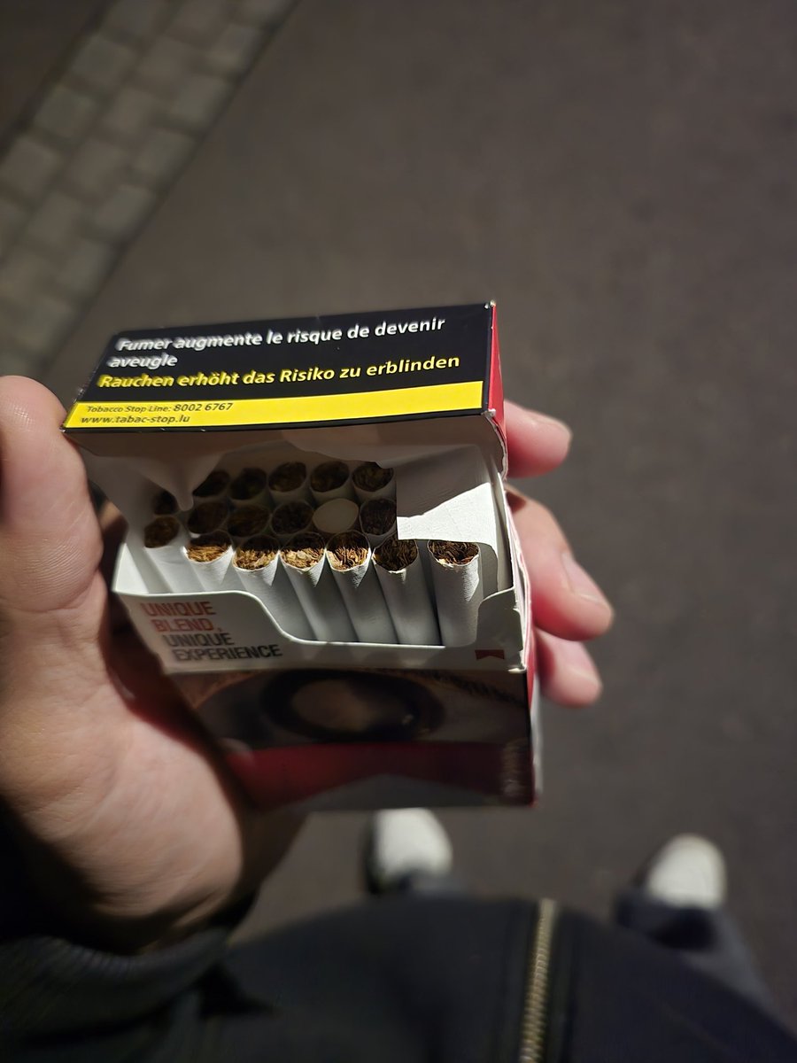 In der heutigen Gesellschaft wird man gezwungen sich sein Glück eben selber zu besorgen