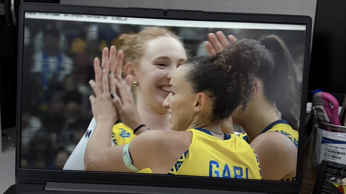 CapricornT tweet media