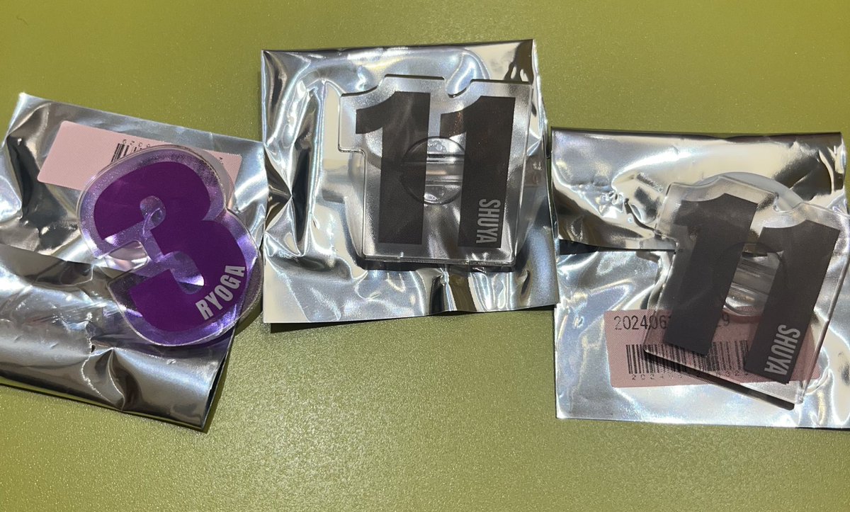 超特急 ペンライトアクセサリー 交換

求  ユーキ

譲 リョウガ シューヤ 2

9/10ファンミ＞11/2京都特典会 手渡し

ピンポイントで難しいとは思いますがお心当たりのある方リプお待ちしております🙇‍♀️