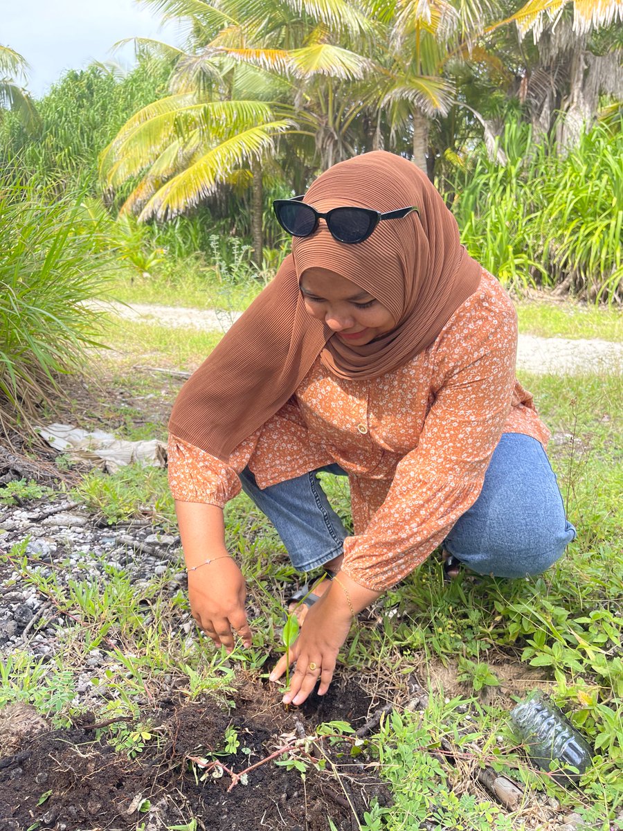 mindcomdv's tweet photo. Our Fuvahmulah Customer Support Team planted 36 trees last week!

This CSR initiative supports the @MoEnvmv “Pledge to Plant 5 Million Trees in the Maldives.”

Together, we’re working towards a greener and healthier future.

#Tradenet #CSR #Sustainability https://t.co/ImUjnSRTaY