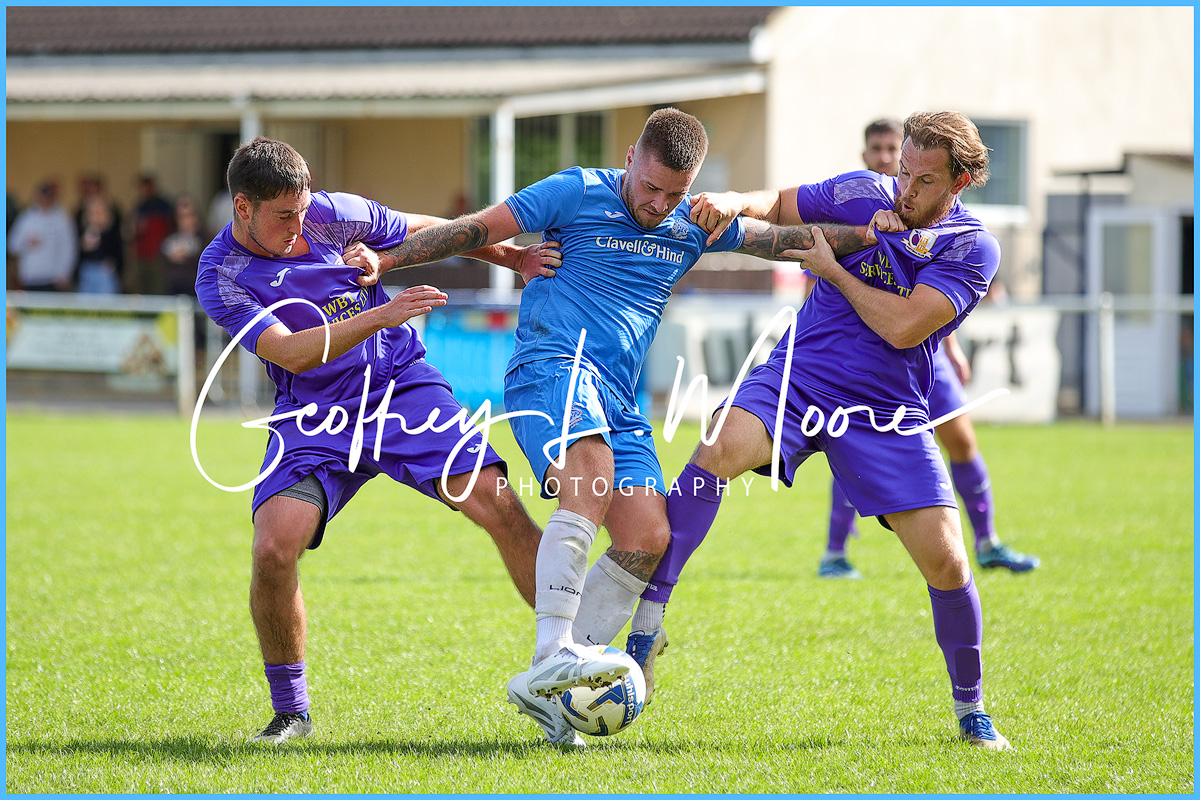 GeoffMoore's tweet image. Match photos between @PTFC88 vs @slimbridgeafc in yesterdays @HellenicLeague clash are now availible here prints.moore.photos/sports/
Thank you to @slimbridgeafc  for the hospitality shown, always a great place to visit and congrats again on the win!  Some of my fav photos below.