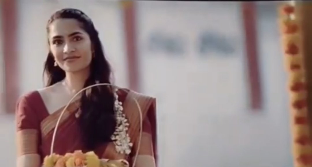 Intha Particular Scene la She was Soo Beautiful <a href="/rukminitweets/">rukmini</a> 🫠💗