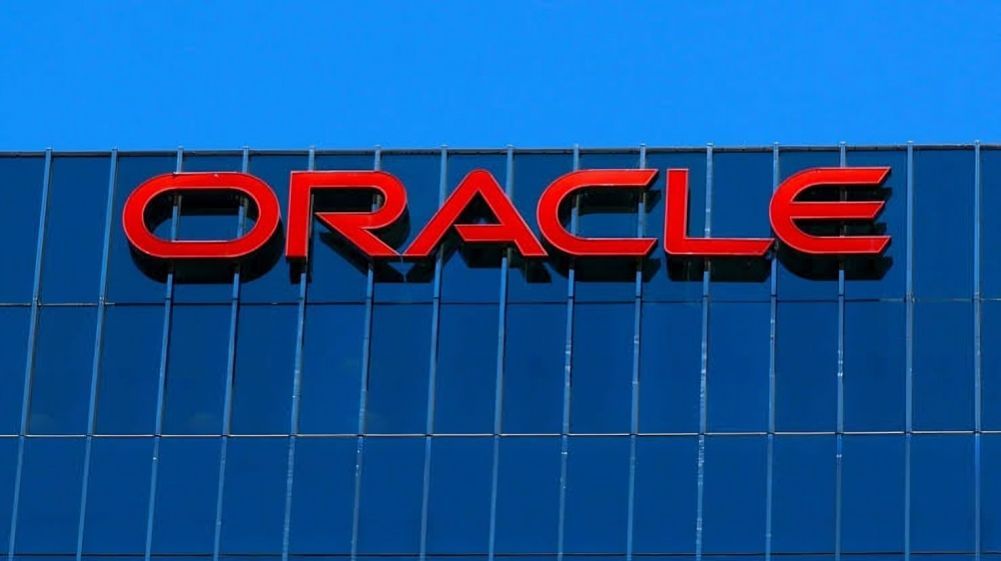 IndianTechGuide's tweet image. 🚨 Oracle has initiated another round of global layoffs, firing more than 3000 employees.
