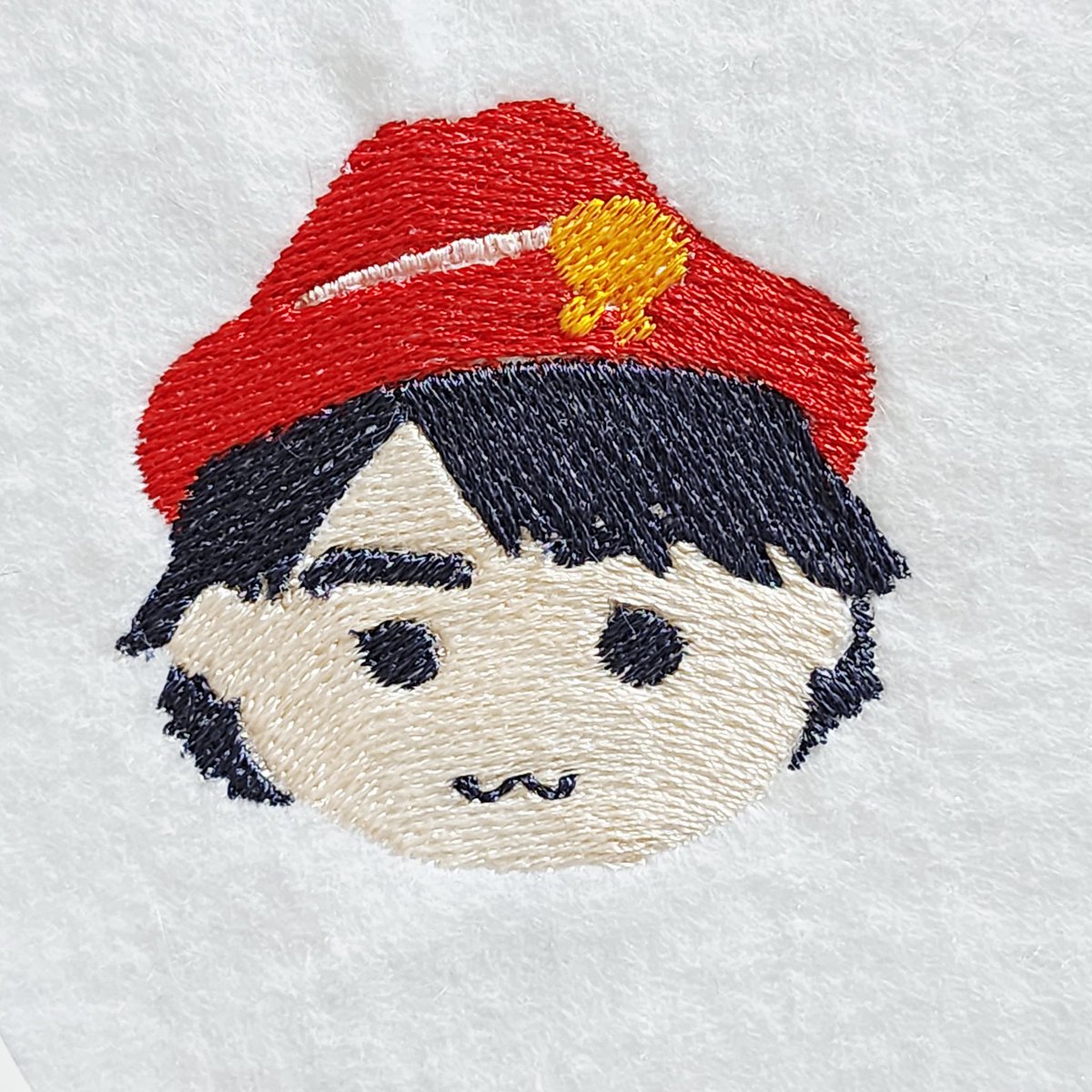 ナオ友さんのリクエストで
ちびナオト製作中
まだ調整が必要だけど、今日はここまで(  -。-) =3
このちびナオト、懐かしいね
#ミシン刺繍
#ナオトインティライミ