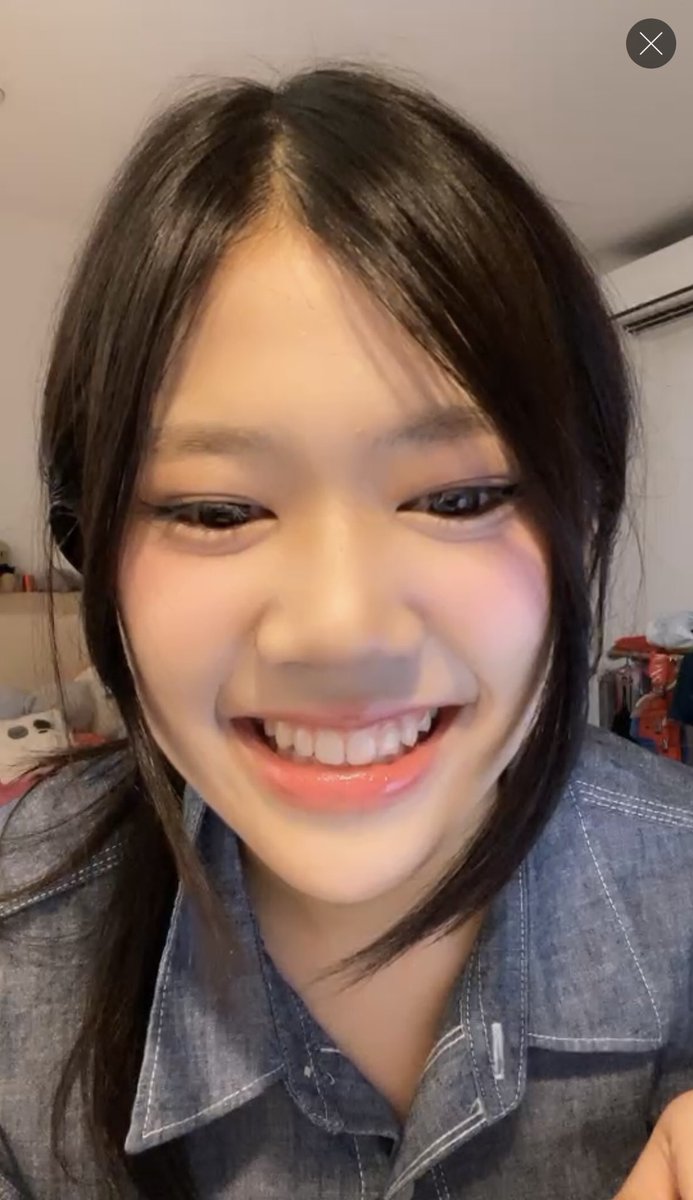 🦊ིྀི — (#KhowjowBNK48)

ยินดีที่ได้รู้จักน้า ได้รู้จักกันมากขึ้นมาจึ๋งนึง ยิ้มกว้างน่ารัก t—t พูดเก่งเลยแหละ แป๋วมากเลย 🫳🏻

ขอให้ความสดใสอยู่กับข้าวจ้าวตลอดไปเลยนะ 🌤️