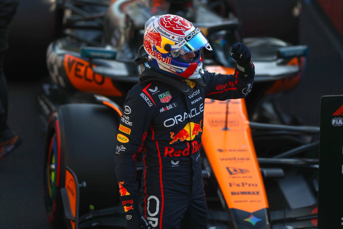 And that's the Race win! 💪

#F1 #MaxVerstappen #ItalianGP