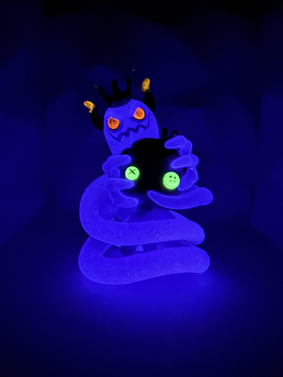 Here is the royalty, another great glow!