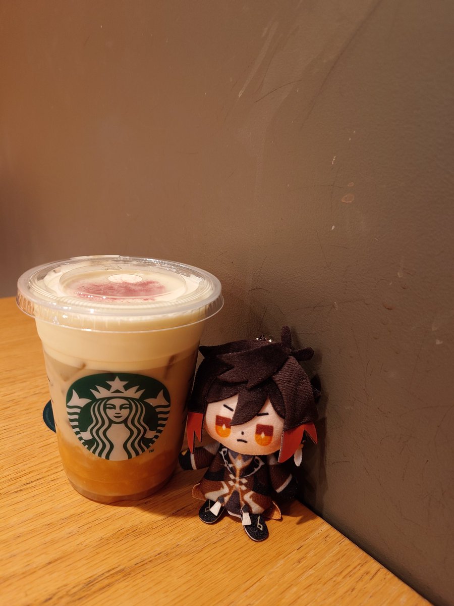 秋の楽しみスタバのお芋飲んできました〜🍠