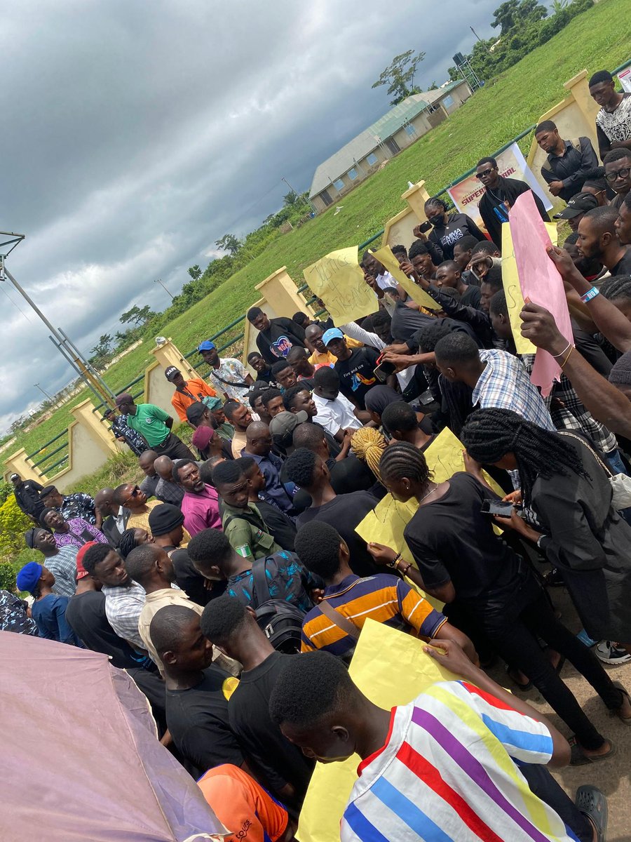 Two years ago today, alongside my Stream A comrades, the FUOYESUG and NANS Zone D, we raised our voices in protest, seeking justice for our Stream A sister who lost her life, and demanding stable electricity.
#NeverAgain