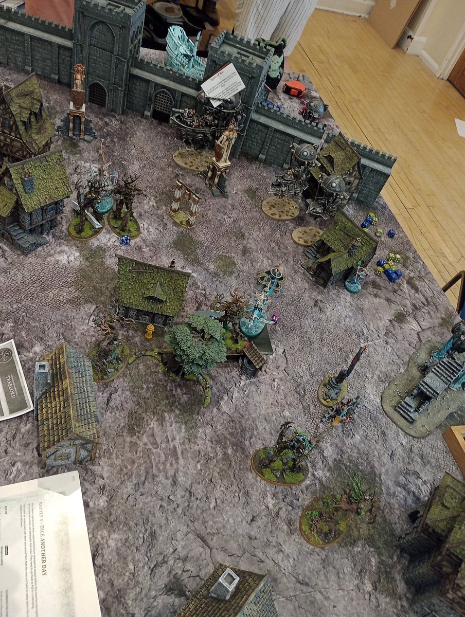 Game four: well. The more Wizards I have the harder it is to cast the trees apparently. Clumping them up works a little better. However, actual gunships still hurt a lot #witneywarhammer005
