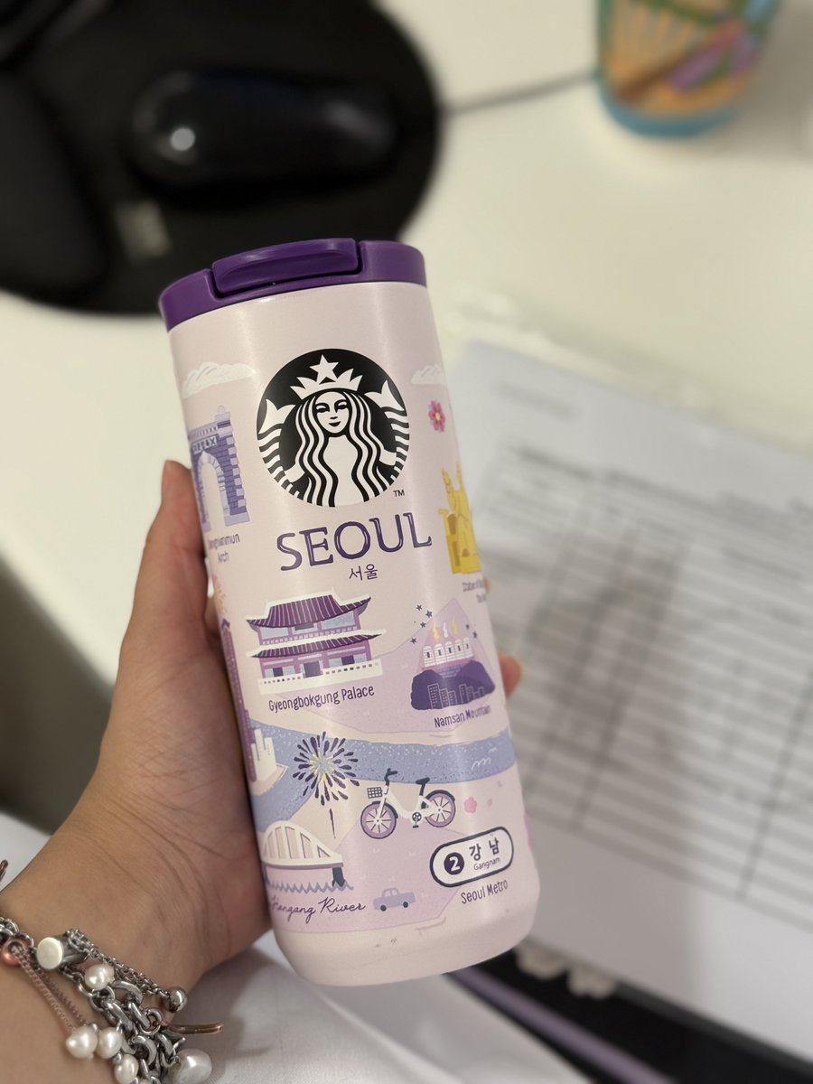 First day of SENIOR year hits different ✨!