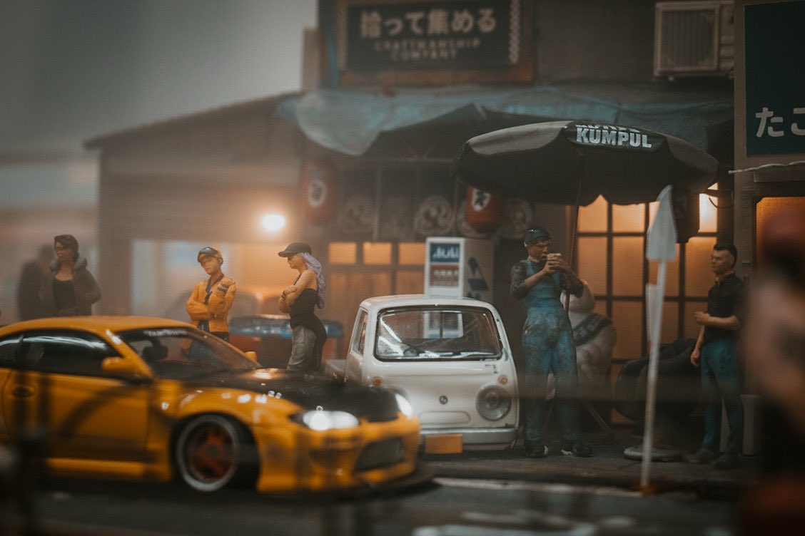 I never lost anybody.
My real ones are still around.