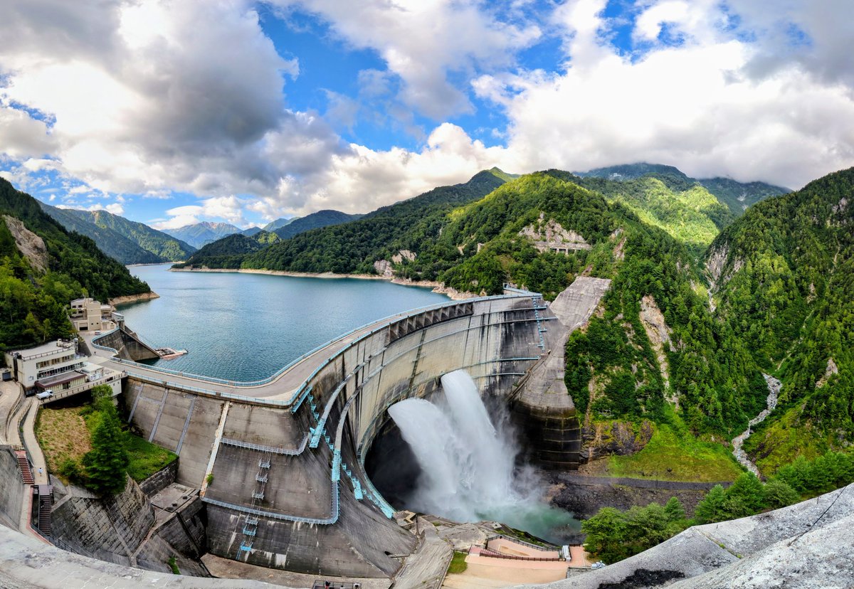 北海道一周旅 2日目

下道でウロウロ、、、北海道を目指してたはずが黒部に…😇
あとはフォッサマグナ眺めたり…😇😇

満喫しすぎて旅のメイン北海道に着くのはいつになるやら…