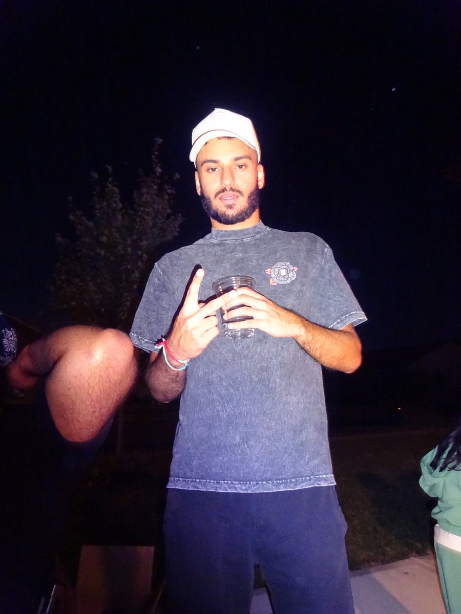 FatherYuvi's tweet image. 