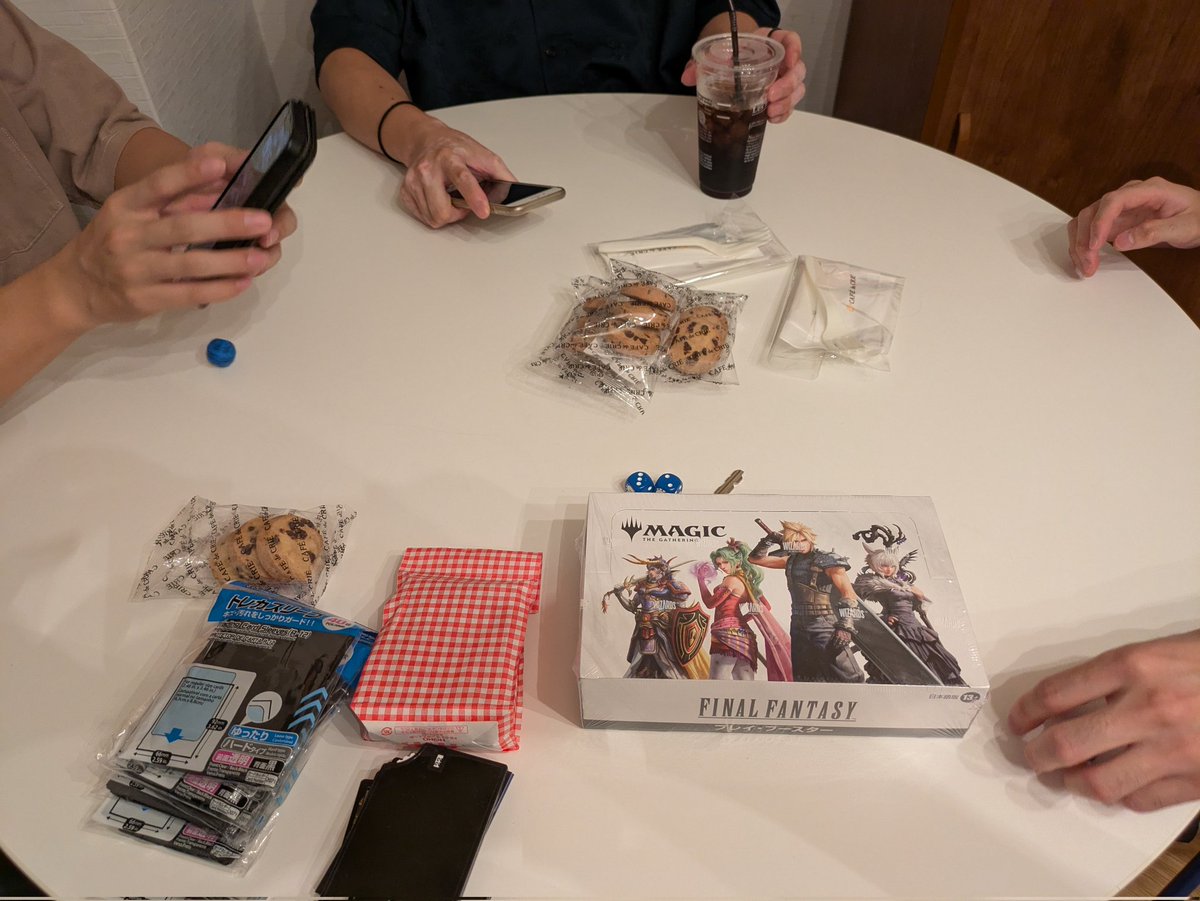 UcDice's tweet photo. 身内で初めてドラフトやったけどガチで楽しかった、みんなありがとープレブ再販ありがとー https://t.co/inDEqomKup