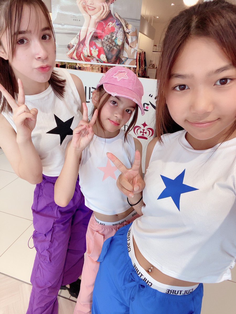 paz___official's tweet photo. 本日は　#広島アイドルパレード　にお越しいただきありがとうございました❣️
次のステージは　10月26日の　#広島キッズコレクション　です✨
アリアナ＆ナナは9月28日の #広島モデル撮影会 に参加します🏖️
ご予約受付中です🌈
@hiroshimamodel 

#PAZ #topmodelschool #広島モデル撮影会 #広島アイパレ https://t.co/sDo0XvBK12