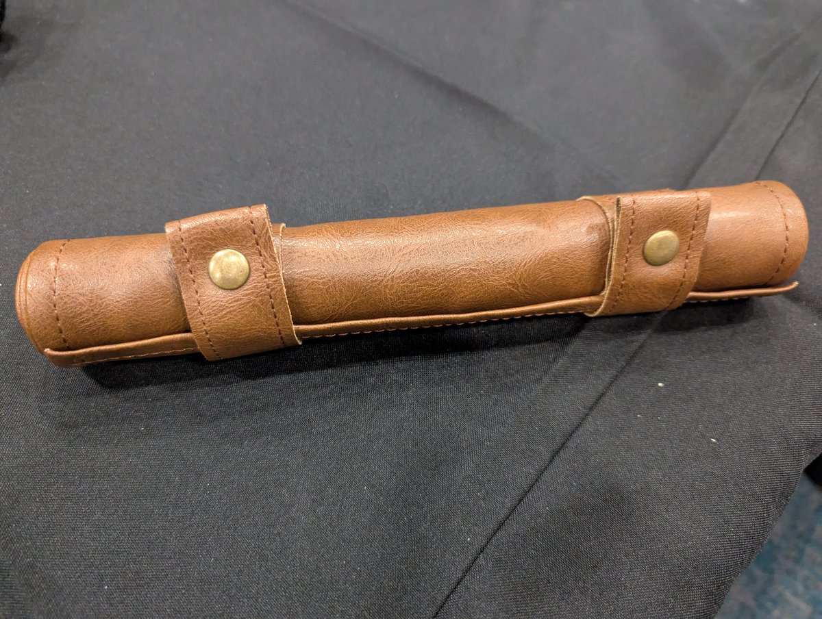 Lost and found: a mini 'portascroll' with DND dice was found here in BH Manila area, please ping if anyone knows who the owner is!

#bhmanila #fabtcg