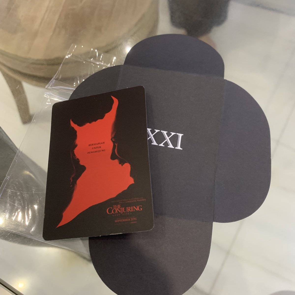 Xpro_310's tweet photo. WTS Jual Conjuring Last Rites Collectable card (hanya dibuka/dikeluarin dari plastik untuk ngecek) sesuai foto

Pertanyaan lebih lanjut boleh chat , terima kasih 🙏🏻 #ConjuringTheLastRites #collectable #wtskartu #jualkartu #wts #zonanajan https://t.co/wGCn4AHzPV
