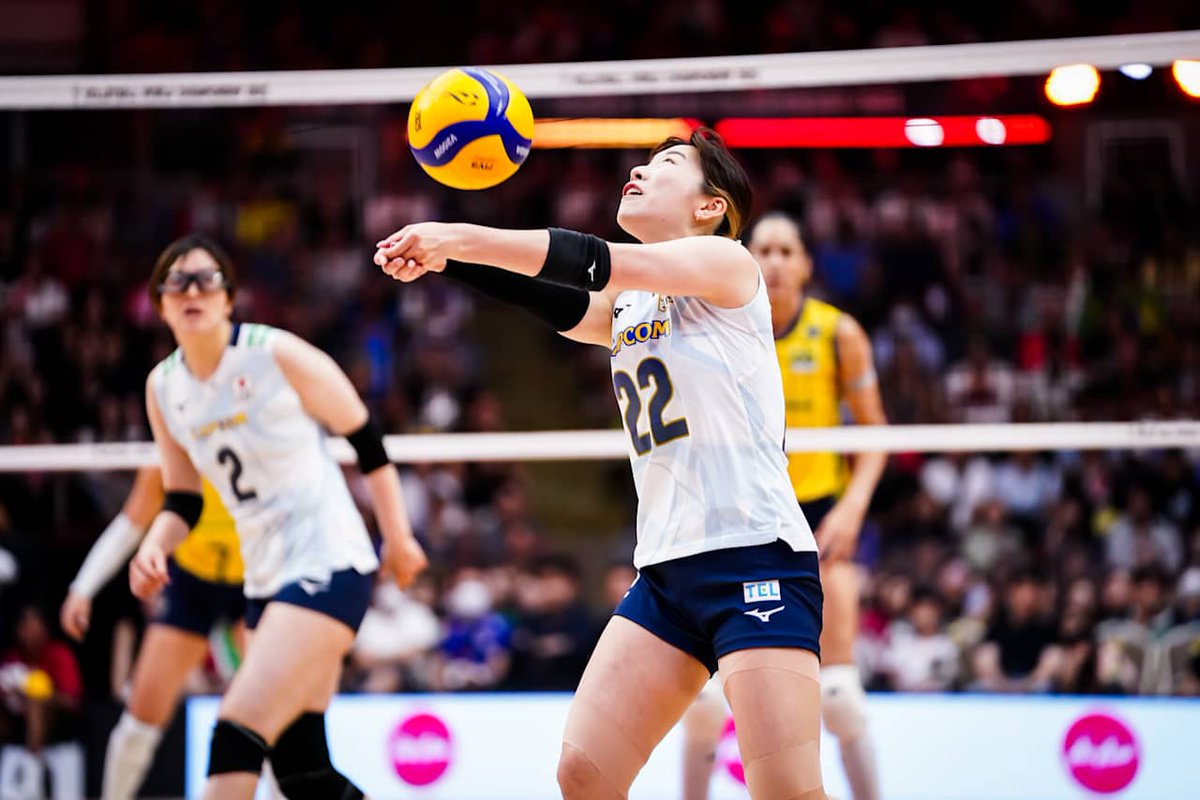 TBSvolleyboo's tweet photo. ／
🏐#世界バレー🇯🇵女子
フルセットの末🇧🇷ブラジルに惜敗
＼

準決勝で悔し涙を流した #佐藤淑乃 選手が
勝負どころでスパイクを決め続け 覚醒⚡️
チーム最多34得点の大活躍🔥🔥
ついで #石川真佑 選手が23得点👊
途中で入ったセッター #中川つかさ 選手も
流れを作り 大きく貢献しました👏

#バレーボール女子日本代表 は
2010年以来のメダルには届かず
#VNL2025 に続き4位で今大会を終えました💪
たくさんの感動をありがとうございました✨

次は #バレーボール男子日本代表 の
戦いが始まります‼️

>> NEXT >>
🏐【男子】予選ラウンド第1戦🏐
🇯🇵日本🆚トルコ🇹🇷
⏰今週13日(土) ごご2時30分〜
📺地上波 TBS系列で生中継⚡️

✅U-NEXT 男女日本戦全試合 生配信
https://t.co/2tKCBOcjHd

引き続き 一緒に応援しましょう📣📣

VolleyballWorld📸