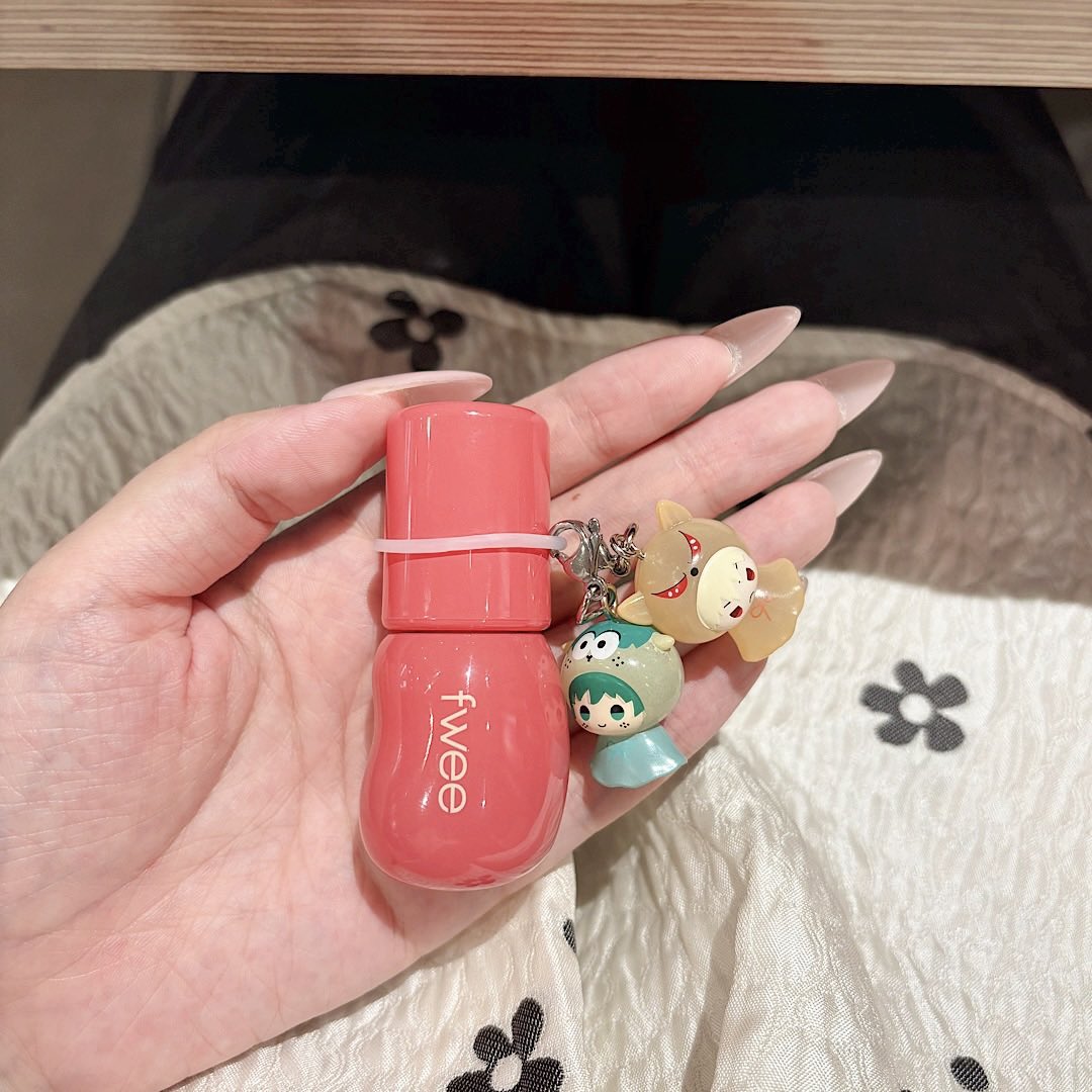 三/ ˙꒳​˙)/💘💘