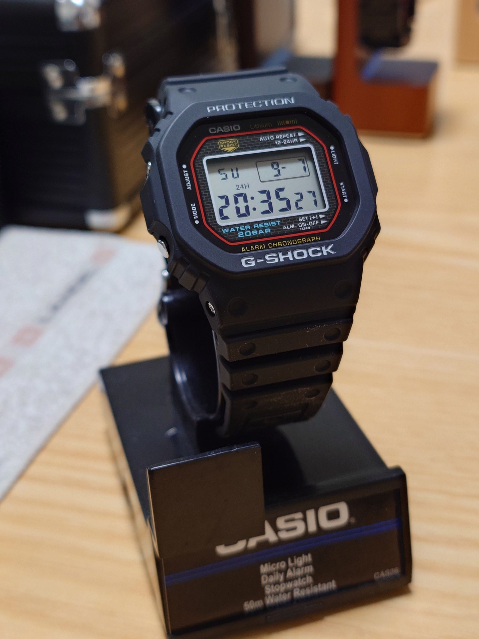 Google Play × G-SHOCKコラボキャンペーン　DW-5600UE G-SHOCK DW 5600UE Google Playコラボモデル - メルカリ