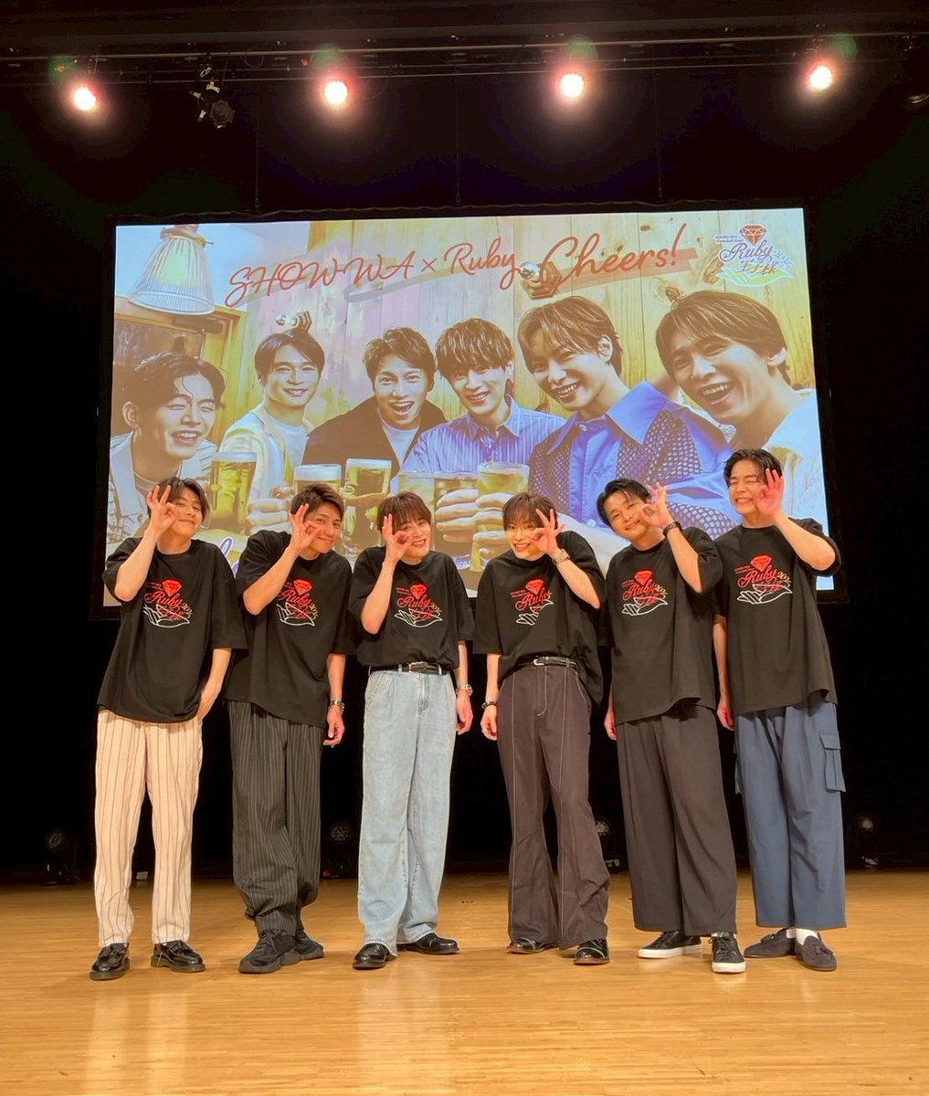 ファンクラブツアー！ 大阪公演終わりましたぁ！ この写真のみんなの