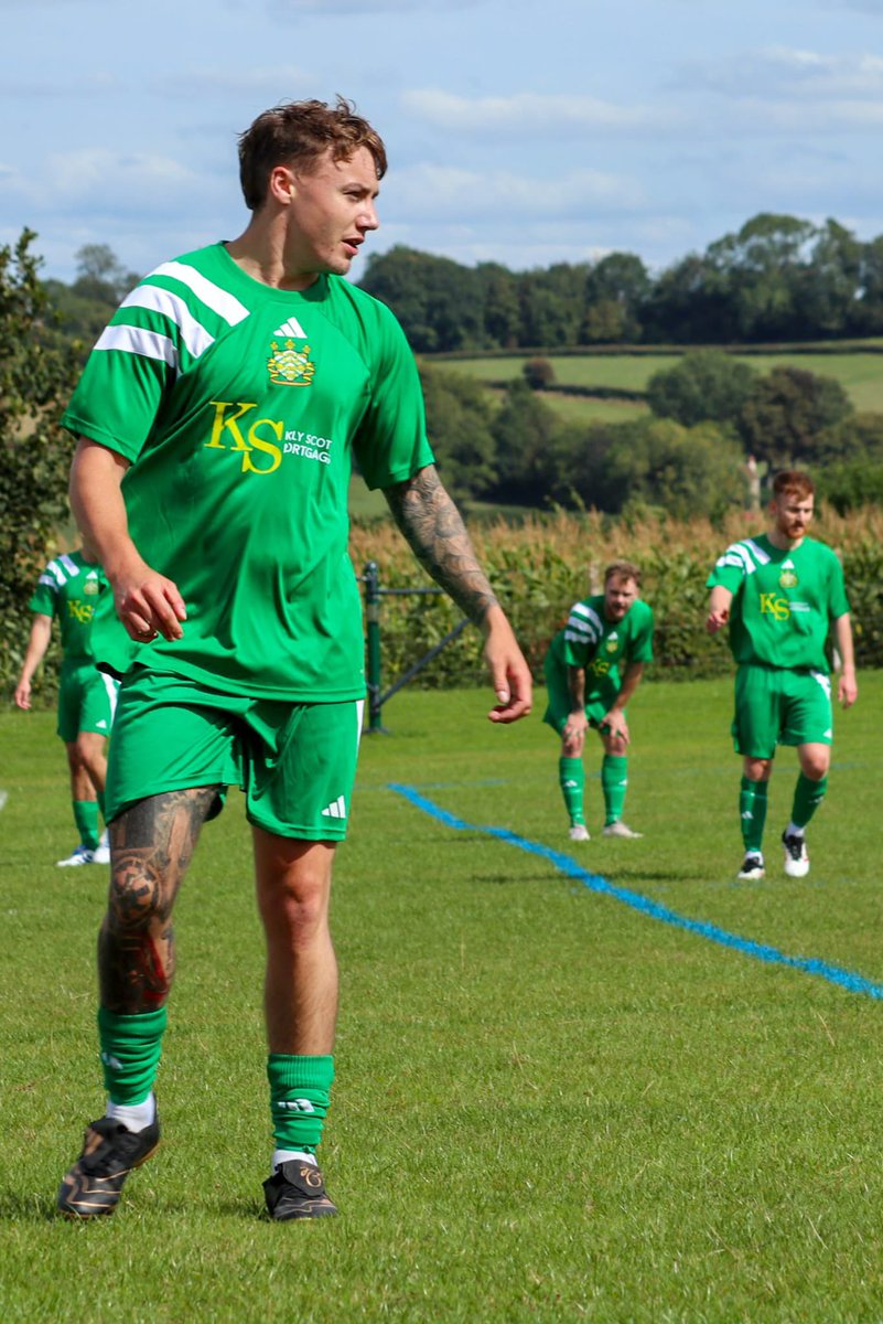 TurkHairlines's tweet photo. A few of our lads in action yesterday, the new kit is banging too https://t.co/bmw8vcdGCi