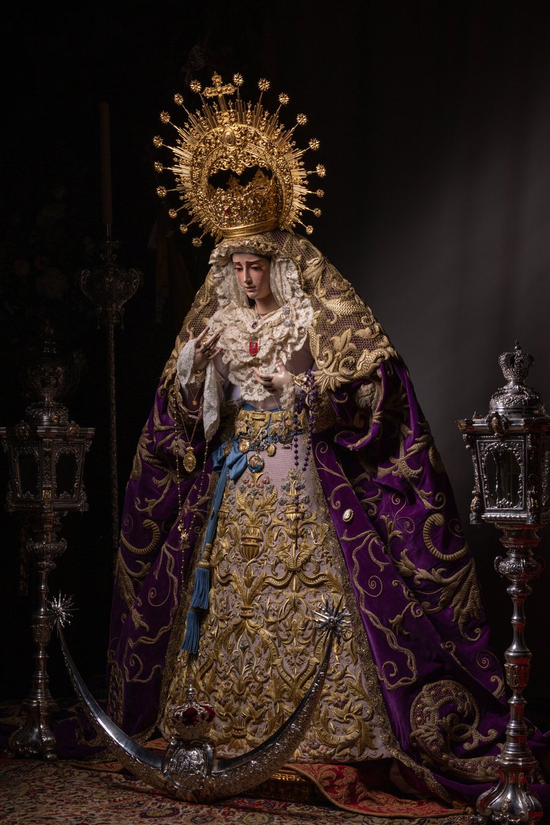 🕯 Finalizados los cultos a la Santísima Virgen de Consolación y Lágrimas, agradecemos a todos los fieles y devotos que se han postrado a sus plantas en estos días, así como a los numerosos fotógrafos que han acudido a su encuentro.

#CofradíasMLG #ArchiSangre
