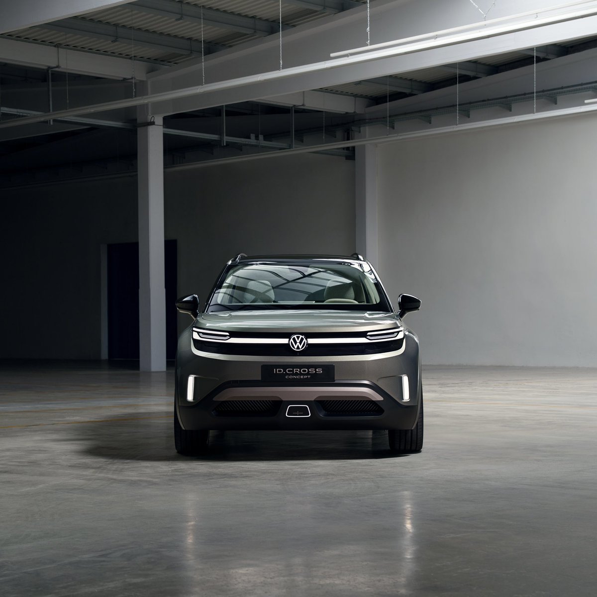 StepanRehak's tweet photo. World premiere at #IAAMOBILITY: The Volkswagen ID. CROSS Concept – a compact SUV for affordable electric mobility. 100% Volkswagen, with pure clarity and positive personality. https://t.co/lOqhEXerRu