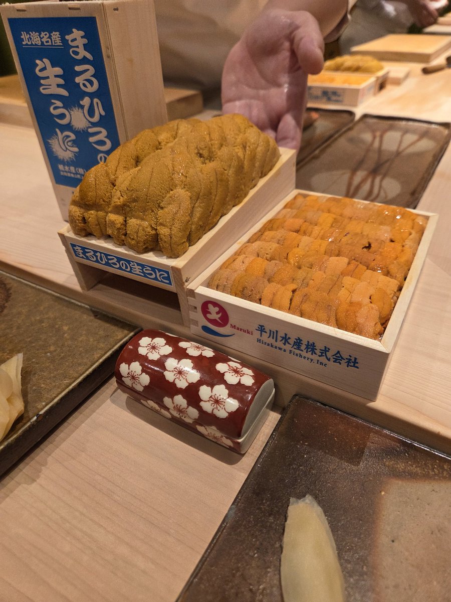 おのでら
職人技の粋を実感させられたし、職人と常連の和気藹々した雰囲気が最高に素敵なお店だった
また行きたい