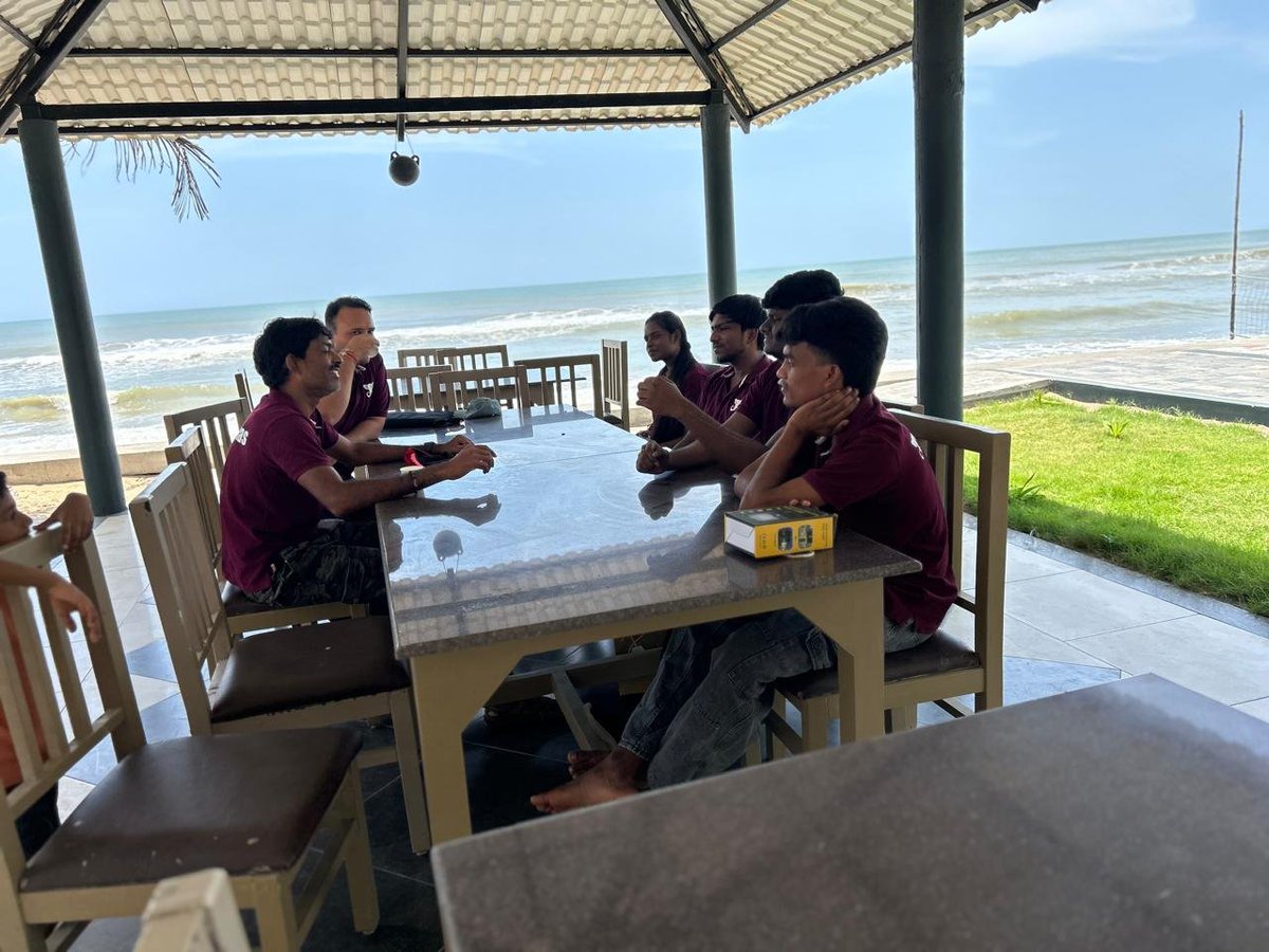 ayushtweetshere's tweet image. Last weekend: First company offsite with the @ElephasApp team + families

Ordinary people, doing extraordinary things.

Building software for thousands of users from 80+ countries across the world.

Working from 3 remote corners of India.

- 3 Years+ in the market
- 100%…