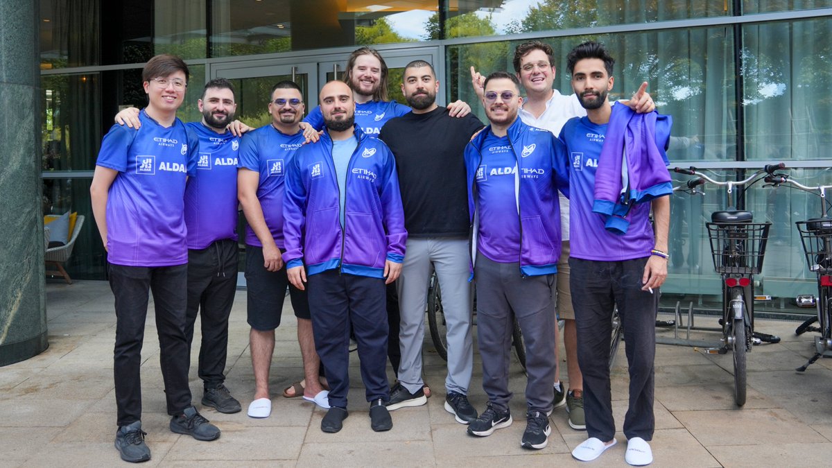 NigmaGalaxy's tweet image. It has been almost 6 years in the making, but we're finally here🌟

Thank you to everyone who's been with us on this long road and we'll see you at the Playoffs💙💜