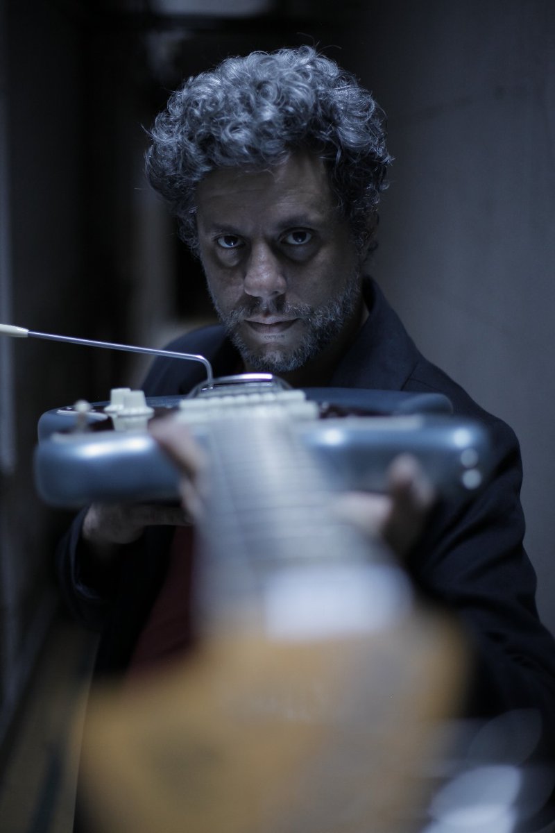 HOY.Suena el Viento.
15 hs. en VIVO nos visita el músico, compositor, RAFAEL VARELA, que nos trae su nuevo trabajo discográfico, "Big Bang".
15.30 hs. cerramos el dia con la charla de teatro, con integrantes de la obra, DIENTE POR DIENTE.
Suena el Viento.
Fm La Patriada
Streaming