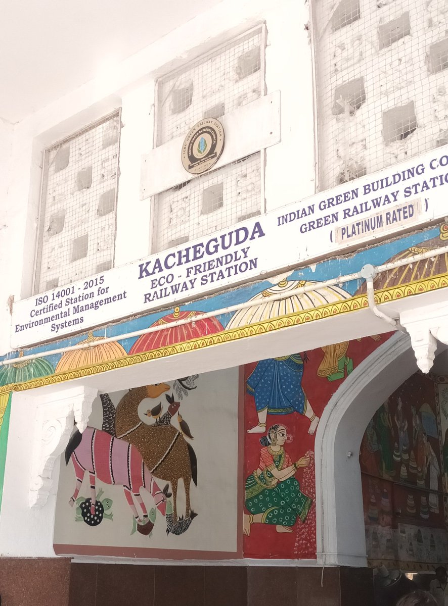 nidhi_budha's tweet image. ଐତିହାସିକ ସ୍ଥାନଟିଏ ଭଳି ଲାଗେ ଏ ଷ୍ଟେସନଟି । 

#Kacheguda 
#ଦକ୍ଷିଣ_ଭାରତ_ଡାଏରୀ