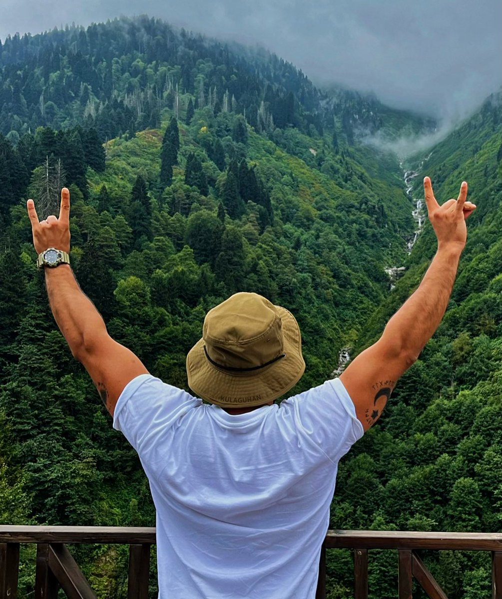 “Türk’ün bayrağı dışında hiçbir bayrağın dalgalanamayacağı yerdir, Karadeniz.”