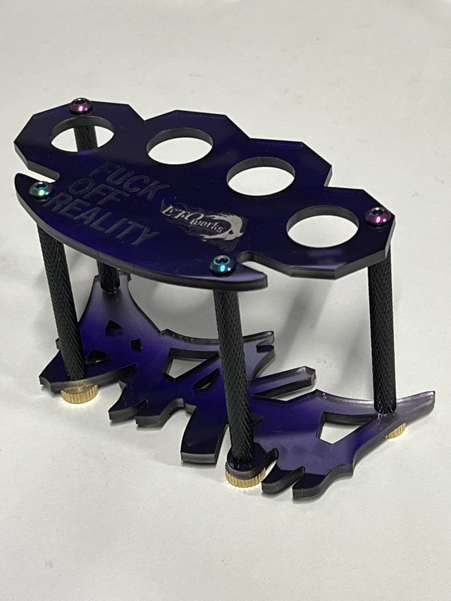 ズンズン。さん
遅くなっちゃったけど、
製品化出来ましたよ🥹

支柱も完璧です👌

世界一BAKAカッコいいダンパーメンテナンススタンド

ズンズン。× ETOworks
最後のコラボ企画製品

近日販売いたします😊