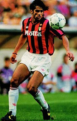 rjb0407's tweet photo. @80s90sfootball Gianluigi Lentini https://t.co/XtjqXz41bc