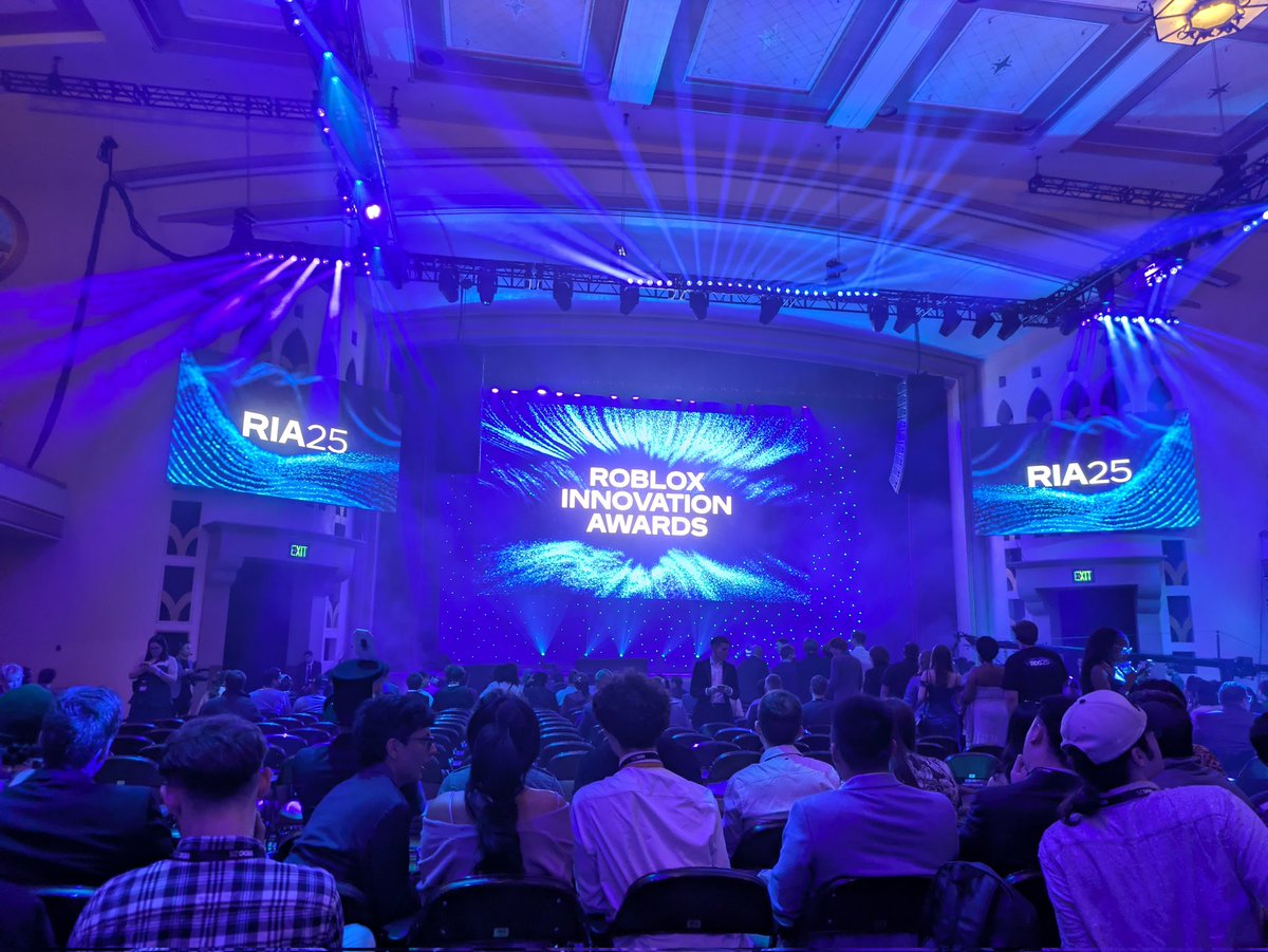 An incredible end to #RDC25!! I didn't know what to expect!! 

Such a fantastic party with <a href="/GeekOutStudio/">GeekOut Studio</a> the first RDC night at The Miniboss, and a fire ending with <a href="/BSlickComposer/">BSlick</a> performing after the awards!!!

I'm already planning for next year on making a bigger presence 👀