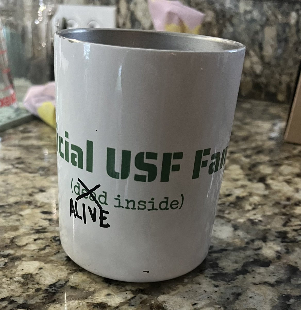 Lil Wayne knows ball, go Bulls! 🤘🏼 

Had to update my mug this morning.